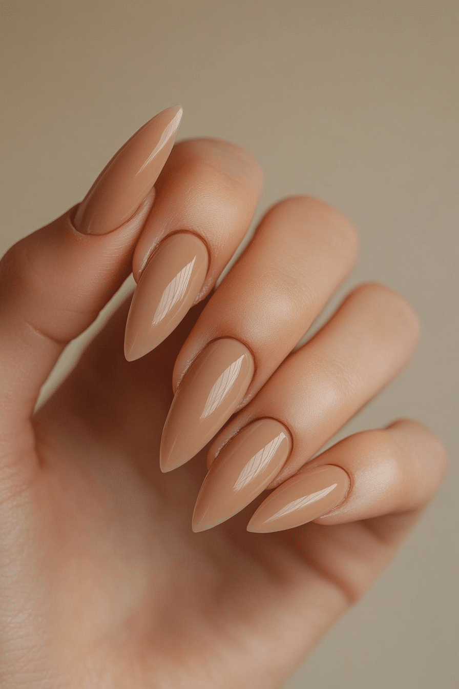 8. Warm Caramel Blend (Office Nail Design Ideas) - Office Nail Design Ideas